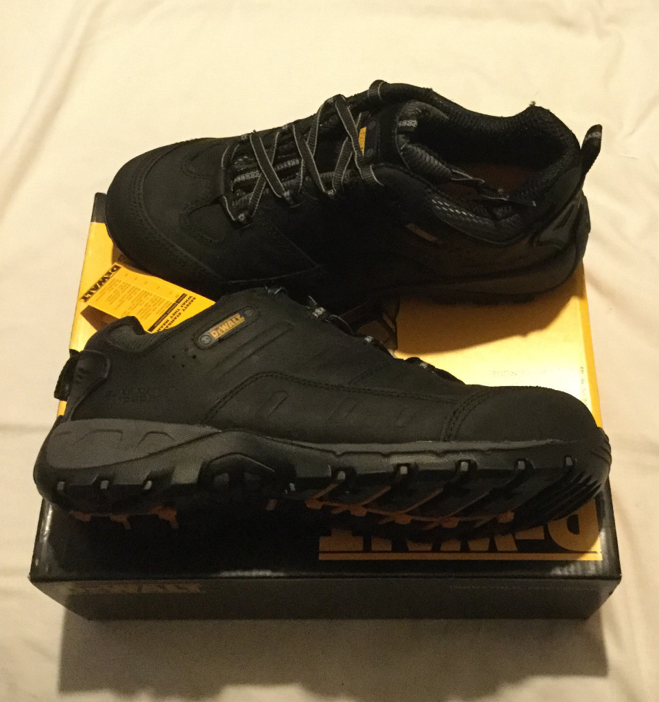 dewalt wrench black safety trainers